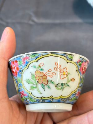 A group of 14 Chinese and Samson, Paris porcelain wares, 18/19th C. — foto 50