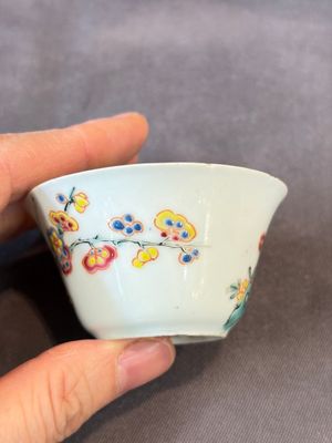 A group of 14 Chinese and Samson, Paris porcelain wares, 18/19th C. — foto 62