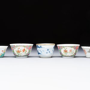 A group of 14 Chinese and Samson, Paris porcelain wares, 18/19th C. — foto 18