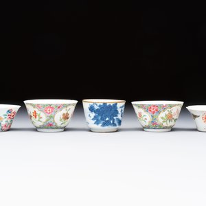 A group of 14 Chinese and Samson, Paris porcelain wares, 18/19th C. — foto 19