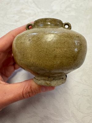 A group of 15 Chinese and Southeast Asian celadon and brown-glazed wares, 15th C. and later — photo 100
