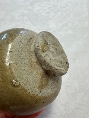 A group of 15 Chinese and Southeast Asian celadon and brown-glazed wares, 15th C. and later — photo 111