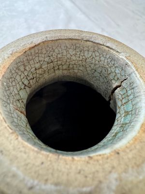 A group of 15 Chinese and Southeast Asian celadon and brown-glazed wares, 15th C. and later — photo 22