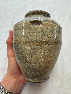A group of 15 Chinese and Southeast Asian celadon and brown-glazed wares, 15th C. and later — photo 30