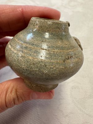 A group of 15 Chinese and Southeast Asian celadon and brown-glazed wares, 15th C. and later — photo 66