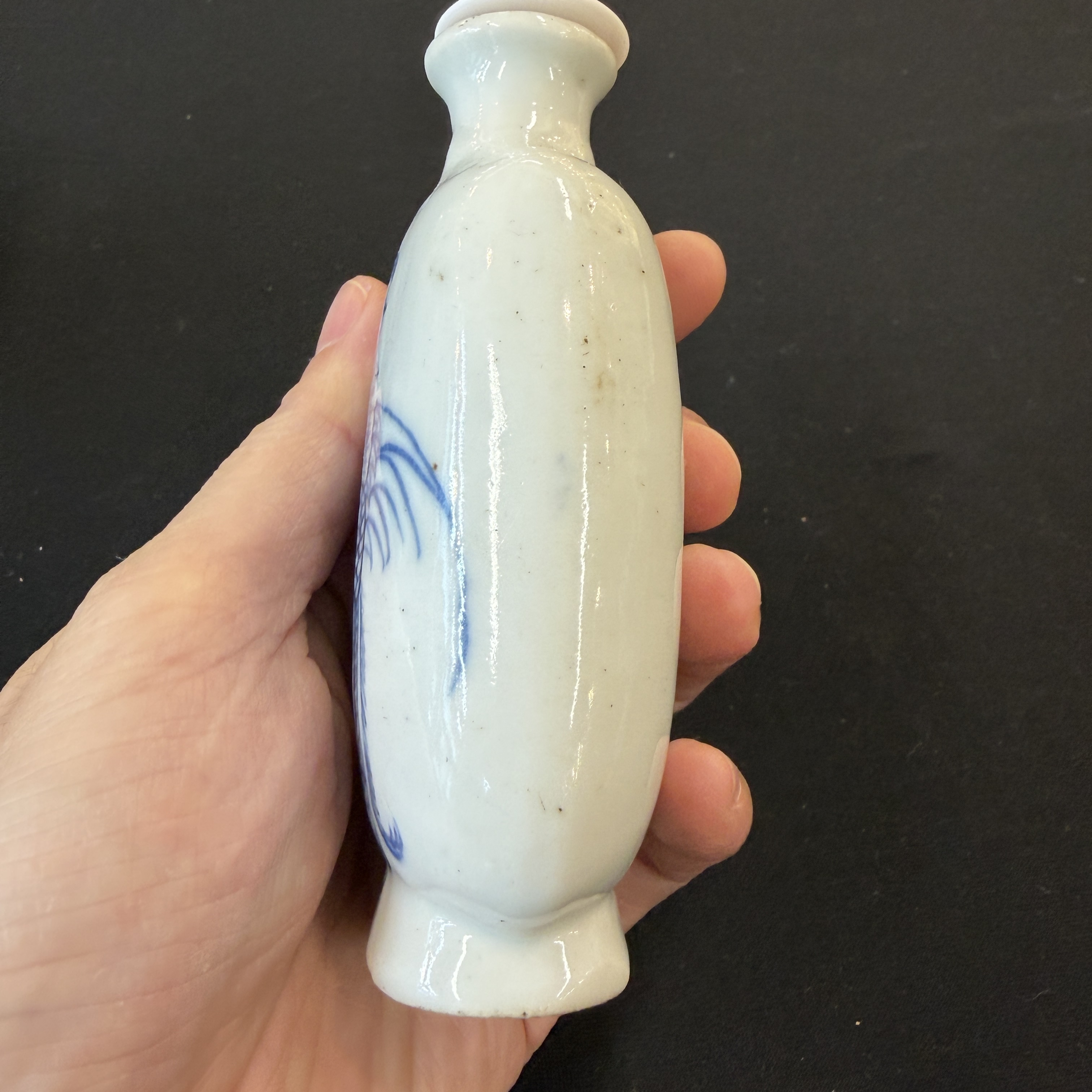 A group of 16 Chinese blue and white wares — photo 69