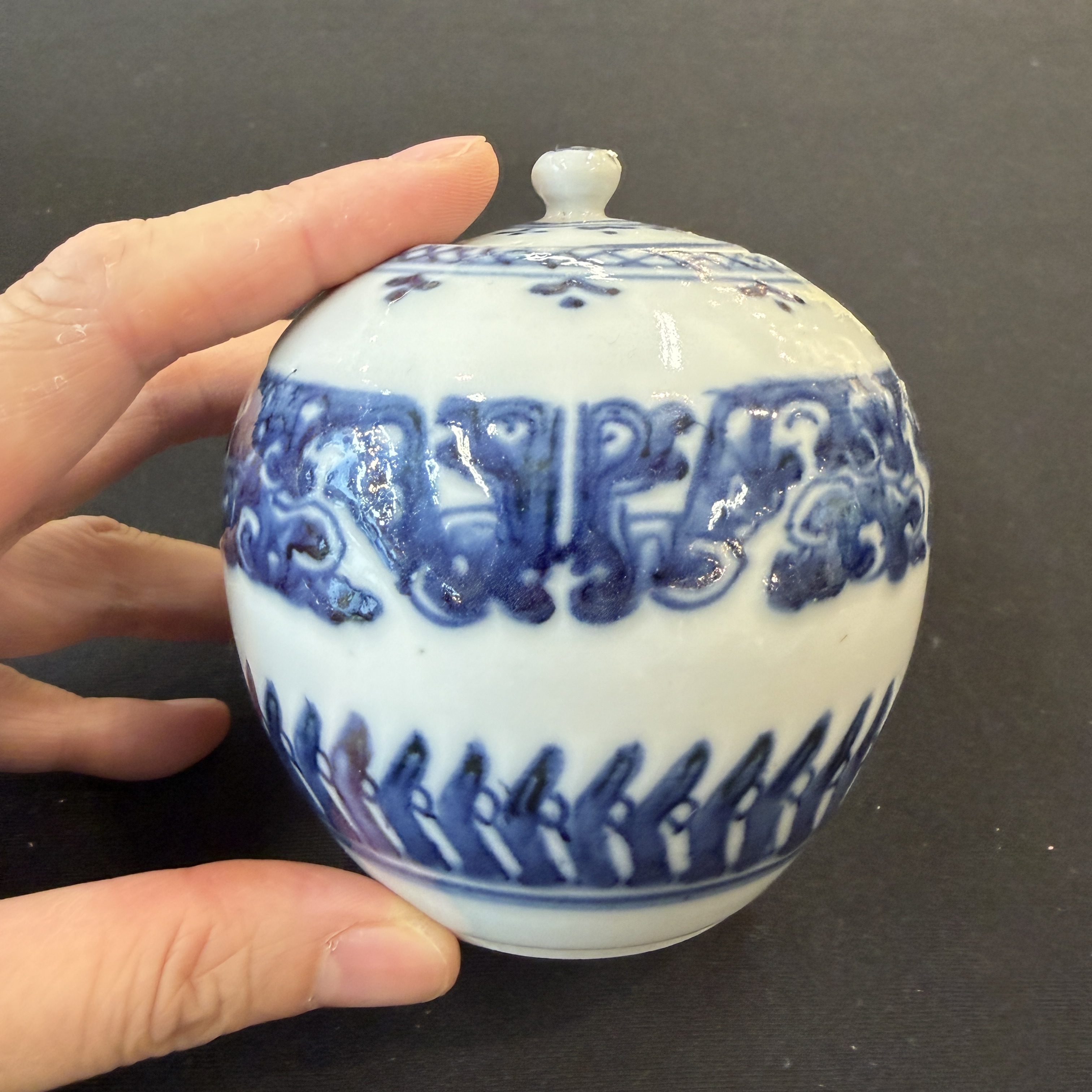 A group of 16 Chinese blue and white wares — photo 73