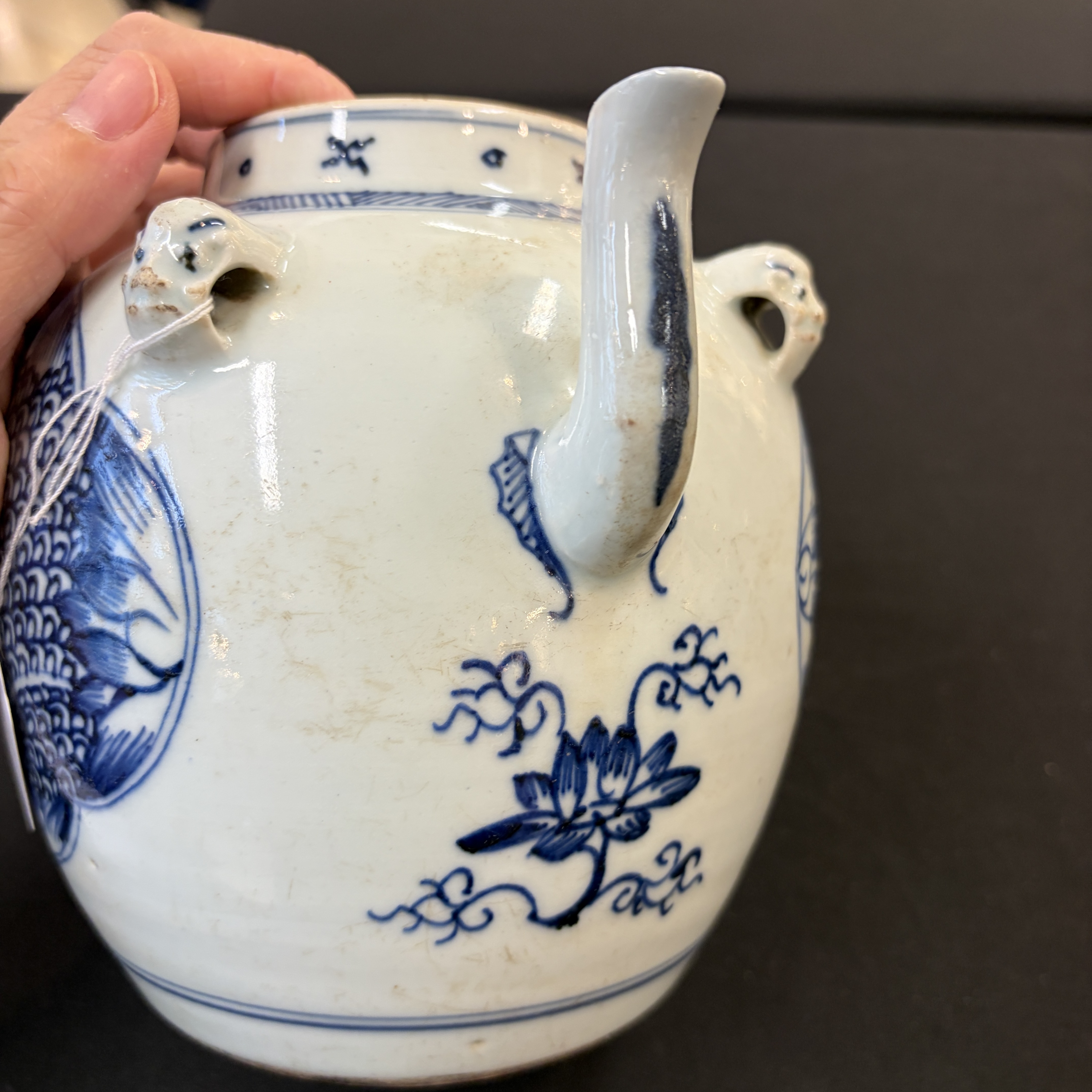 A group of 16 Chinese blue and white wares — photo 82