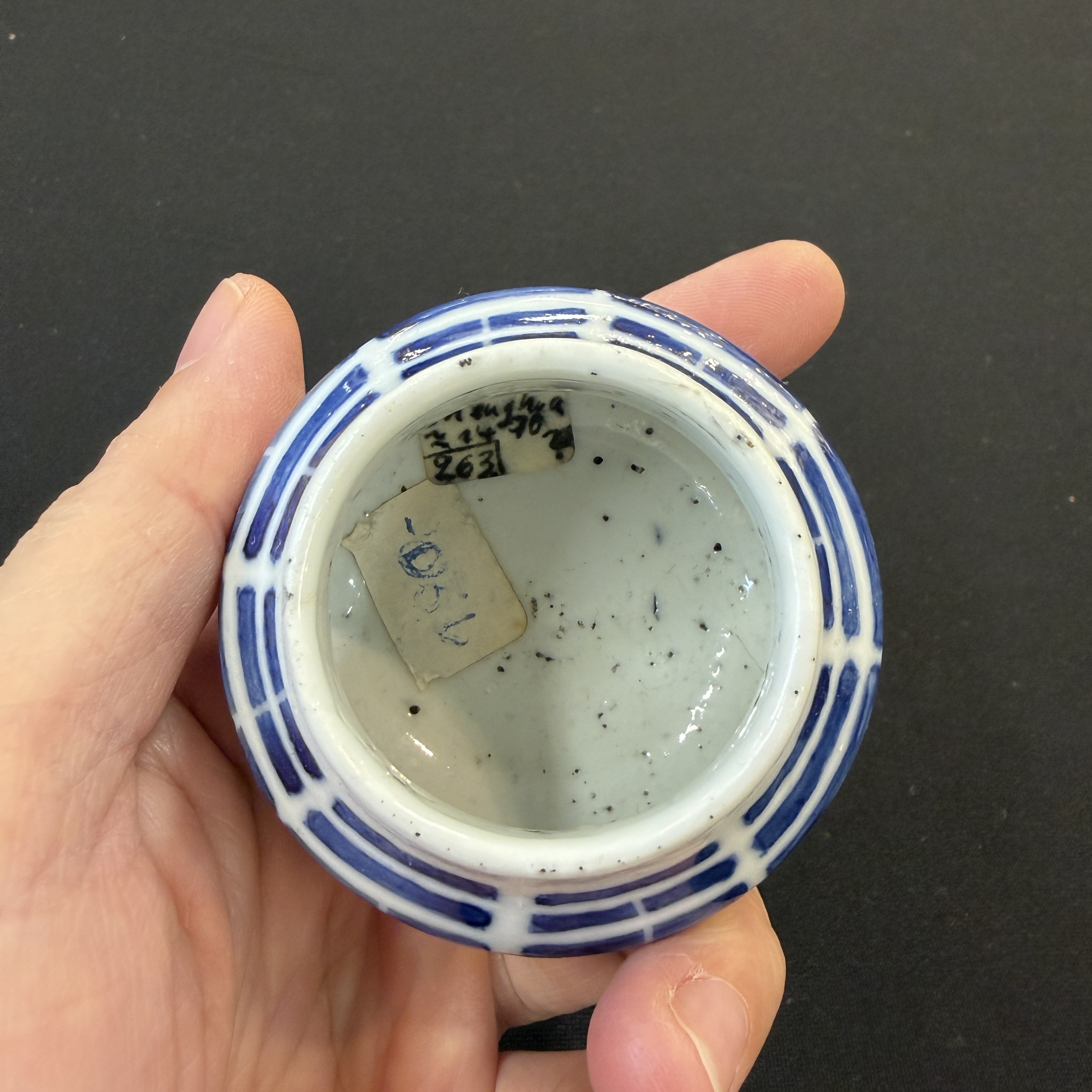 A group of 16 Chinese blue and white wares — photo 3