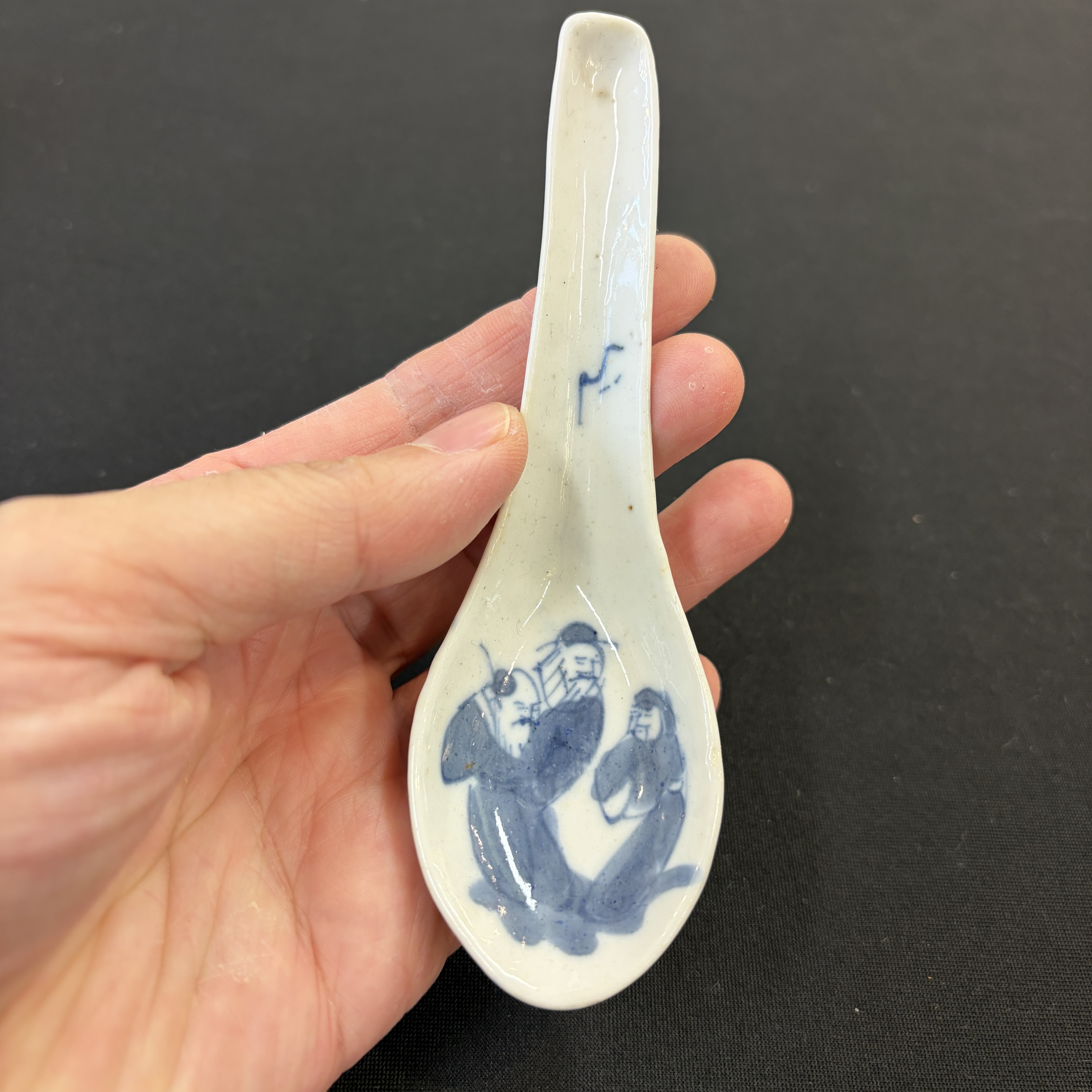 A group of 16 Chinese blue and white wares — photo 7