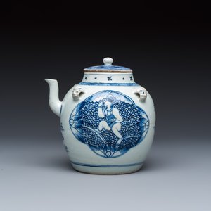 A group of 16 Chinese blue and white wares — photo 4