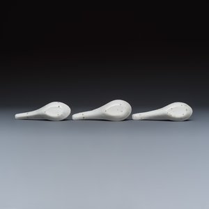 A group of 16 Chinese blue and white wares — photo 41