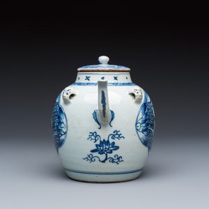 A group of 16 Chinese blue and white wares — photo 7