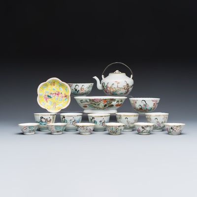 A group of 16 Chinese famille rose and qianjiang cai wares, various marks, 19/20th C.