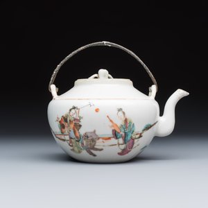 A group of 16 Chinese famille rose and qianjiang cai wares — photo 12