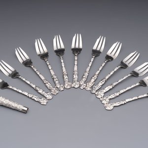 A group of 17 silver wares, mainly Southeast Asia, 19/20th C. — 照片 2