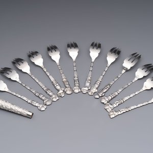A group of 17 silver wares, mainly Southeast Asia, 19/20th C. — 照片 3