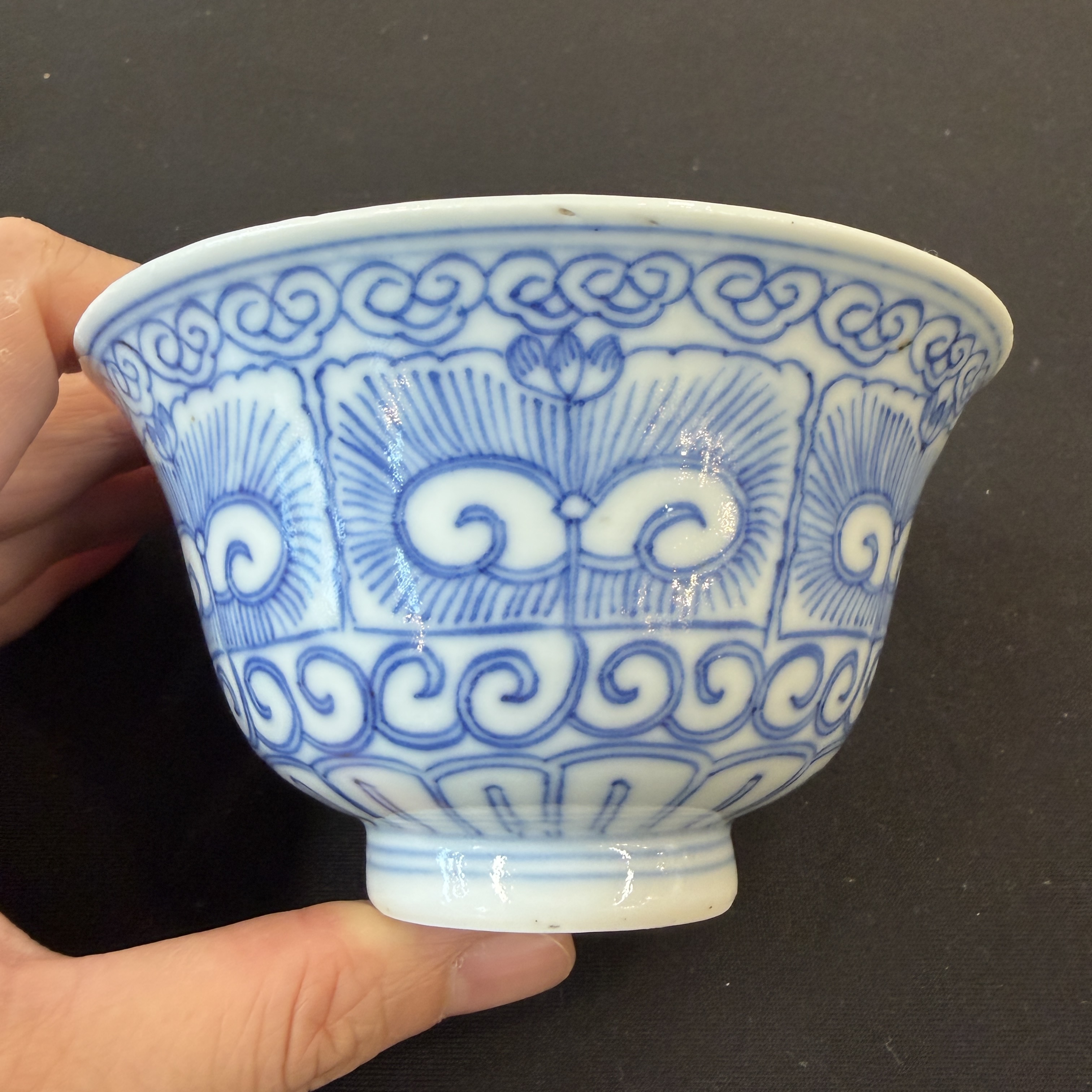 A group of 18 Chinese blue and white wares — photo 29