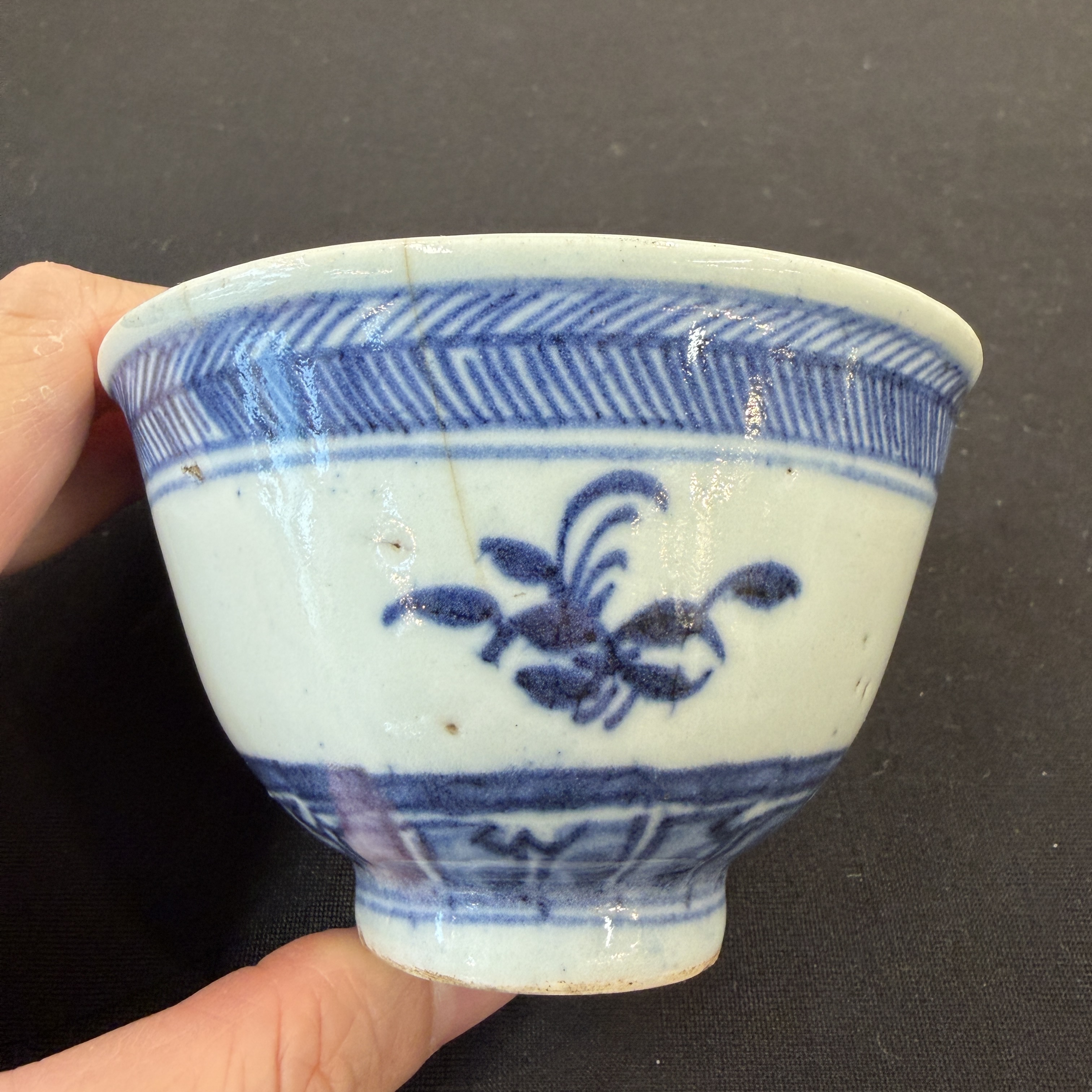 A group of 18 Chinese blue and white wares — photo 43