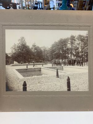 A group of 18 Japanese photographs depicting military, academic, and personal subjects, early 20th C. — foto 18