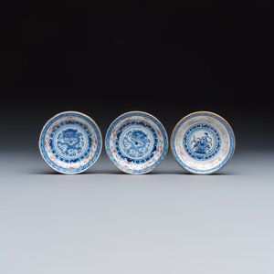 A group of 45 Chinese blue, white and Canton famille rose wares — foto 30