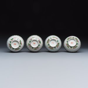 A group of 45 Chinese blue, white and Canton famille rose wares — foto 37