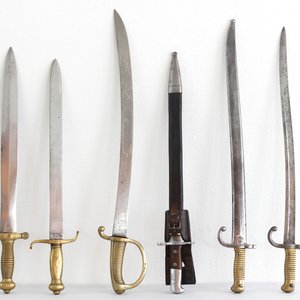 A group of 6 various officer's swords, 19/20th C. — photo 1
