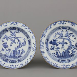 A group of 8 Chinese porcelain blue and white plates, 18th C. — photo 4