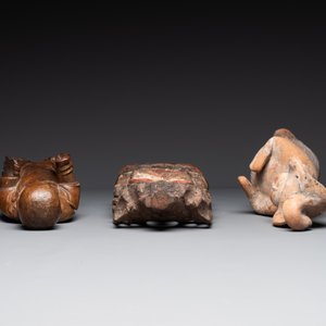 A group of 9 Chinese terracotta and wooden figures, Northern Qi and later — photo 10