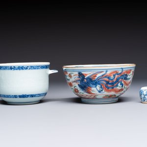 A group of Chinese and Japanese famille verte, blue and white wares, Kangxi and later — foto 14