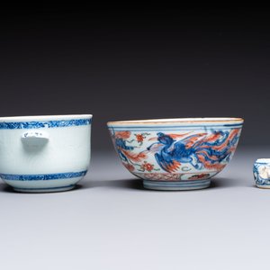 A group of Chinese and Japanese famille verte, blue and white wares, Kangxi and later — foto 15