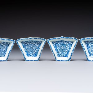 A group of Chinese and Japanese famille verte, blue and white wares, Kangxi and later — foto 20