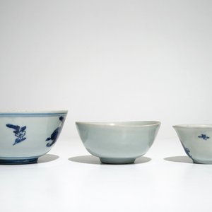 A group of Chinese blue and white wares, Ming — photo 6