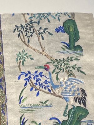A group of eight pieces of Chinese embroidered silk, 19/20th C. — 照片 14