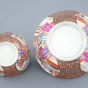 A group of fine Chinese mandarin palette cup, saucer, teapot stand and bowl, Qianlong — photo 6