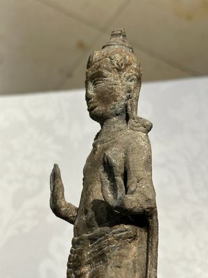 A group of five bronze figures of Buddha, Thailand and Indonesia, 8/17th C. — 照片 15