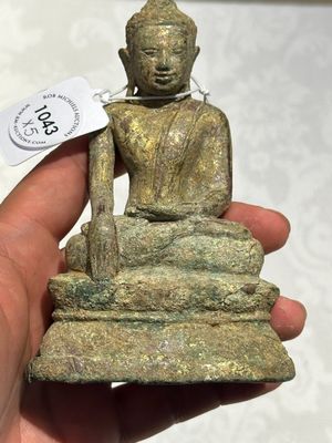 A group of five bronze figures of Buddha, Thailand and Indonesia, 8/17th C. — 照片 21