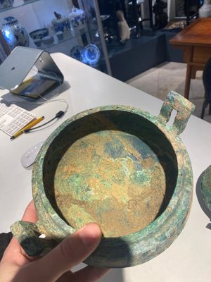 A group of four Chinese archaic bronze wares, late Shang, Warring States and Han — photo 8