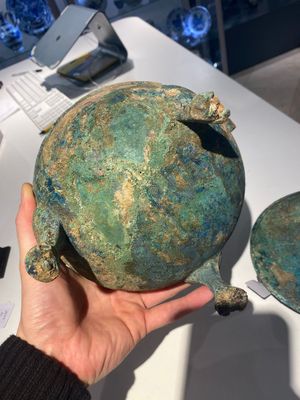 A group of four Chinese archaic bronze wares, late Shang, Warring States and Han — photo 9