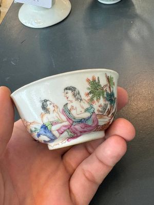 A group of four Chinese export famille rose 'European subject' porcelain, Qianlong — 照片 16