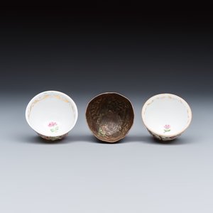 A group of four Ottoman zarfs, a scent burner and two porcelain tea bowls — foto 8