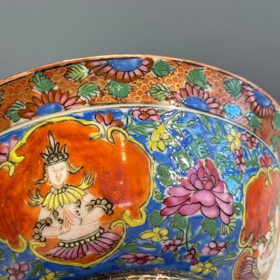 A group of nine Chinese Bencharong wares for the Thai market — photo 7