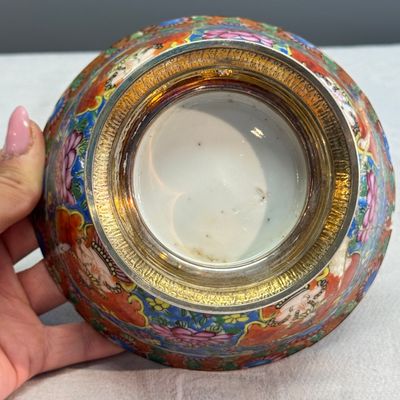 A group of nine Chinese Bencharong wares for the Thai market — photo 10