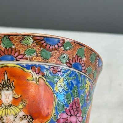 A group of nine Chinese Bencharong wares for the Thai market — photo 19
