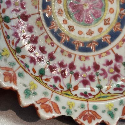 A group of nine Chinese Bencharong wares for the Thai market — photo 29