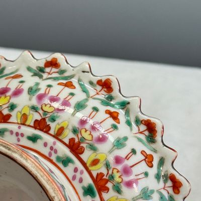A group of nine Chinese Bencharong wares for the Thai market — photo 33