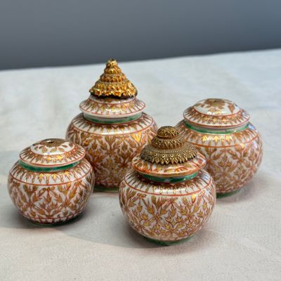 A group of nine Chinese Bencharong wares for the Thai market — photo 37