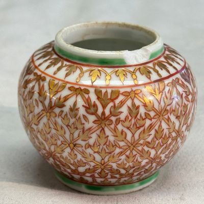 A group of nine Chinese Bencharong wares for the Thai market — photo 60