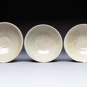 A group of nine Chinese celadon-glazed bowls with incised floral design from the Jepara shipwreck, Fujian kilns, Song — 照片 3