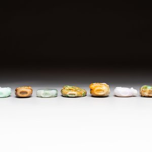 A group of nine Chinese jadeite snuff bottles, 20th C. — photo 7